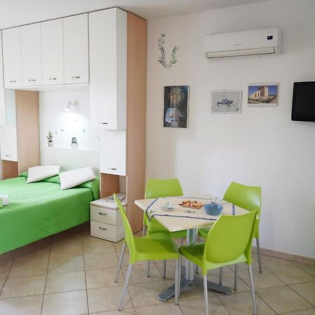 Dolly Monolocali Apartment Porto Cesareo Exterior photo